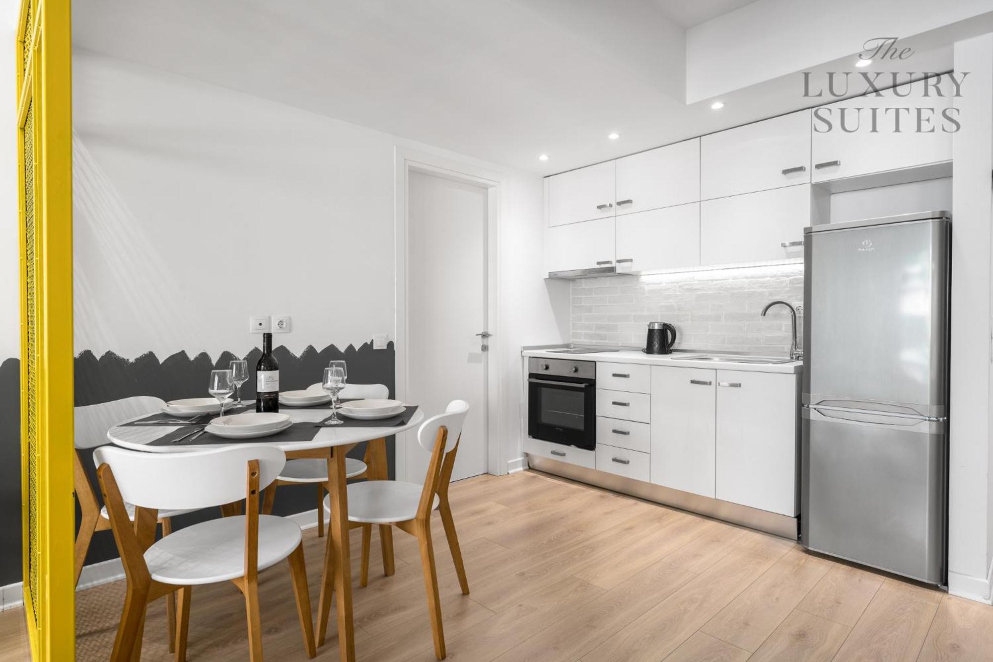 Nyma White Apartments, The Luxury Suites Thessaloníki Ngoại thất bức ảnh